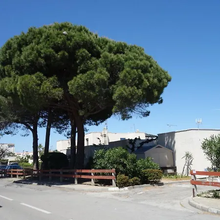 Holiday Grau Village-2 *
